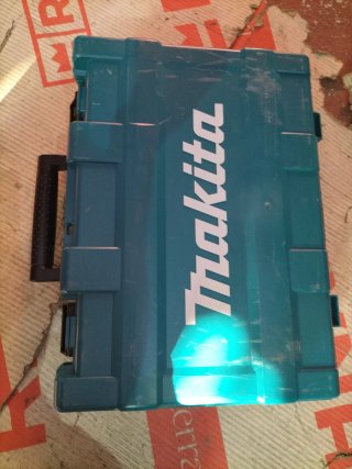 Martillo Makita HM0871C AVT