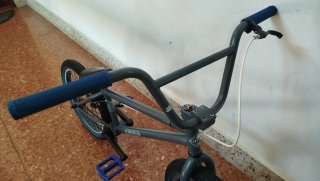 REESTRENO IMPECABLE! BMX diamondback Street-park