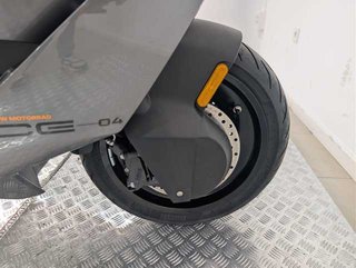 BMW Motorrad CE 04