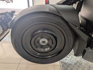 BMW Motorrad CE 04