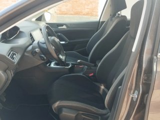 Peugeot 308 2015