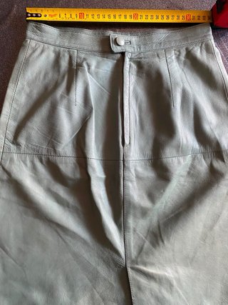 Gonna in vera pelle vissuta vintage anni 90 verde