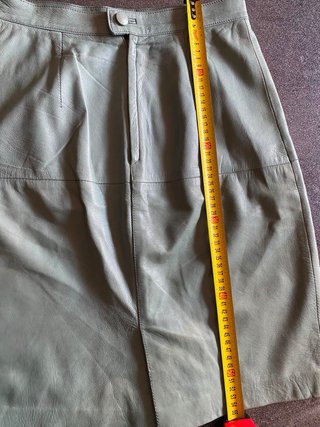 Gonna in vera pelle vissuta vintage anni 90 verde