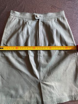 Gonna in vera pelle vissuta vintage anni 90 verde