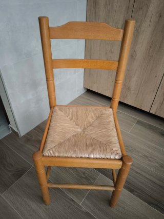 4 Sillas de Madera con Asiento de Yute