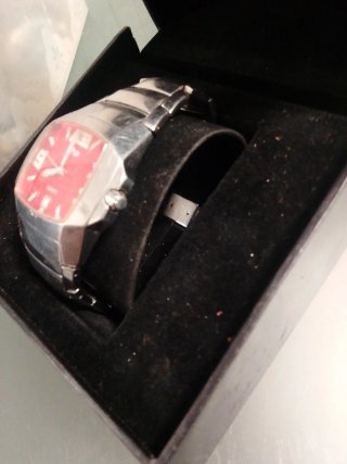Reloj Lotus Hombre Caja y Correa Metálica