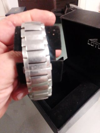 Reloj Lotus Hombre Caja y Correa Metálica