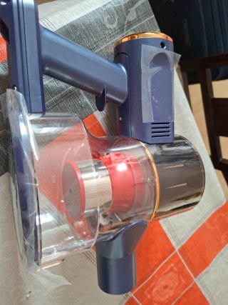 Aspiradora digital con pantalla LED