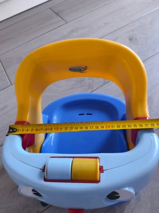 Asiento de bebé azul y amarillo