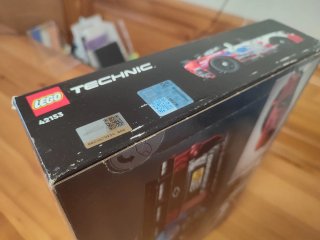 LEGO Technic Chevrolet Camaro 42153