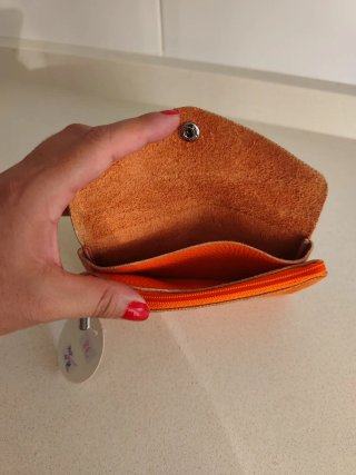Monedero piel naranja sin estrenar