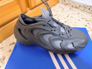 Adidas adiFOM Q Gris Talla 44 2/3 Nuevas
