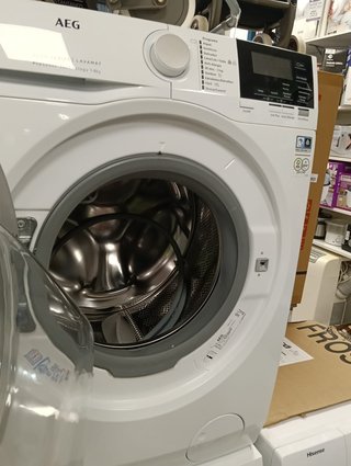 LAVADORA AEG 8KG LAVAMAT 6000 SERIES 1400RPM