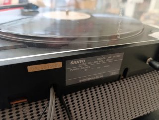 Tocadiscos Sanyo