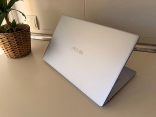 ASUS VivoBook X403FA i5-8265U 8GB 256GB NVMe W11