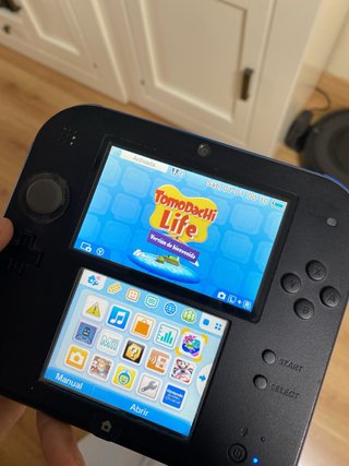 Nintendo 2DS Negra y Azul casi sin usar con juegos