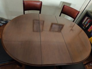 Mesa de comedor de madera, extensible. 6 sillas