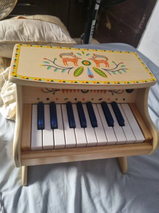 Piano de juguete infantil de madera