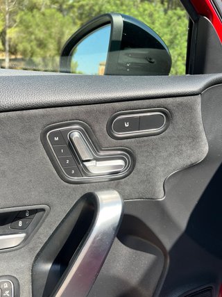 Mercedes-Benz Clase A 200 amg 150 cv