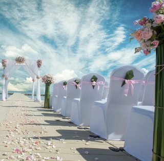 50 Fundas para sillas de eventos (blancas)