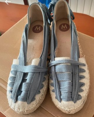 Alpargatas M PLUS azul y beige