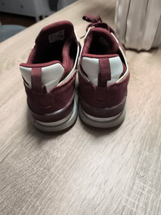 New Balance Fresh Foam granate