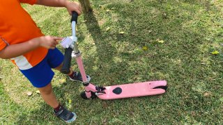 Patinete Eléctrico Infantil Rosa