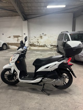 Scooter Sym 125 Blanca En Garantia