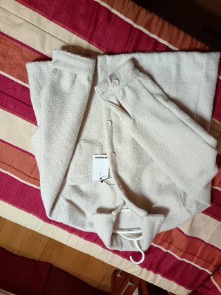 Chaqueta Bershka Beige Talla M