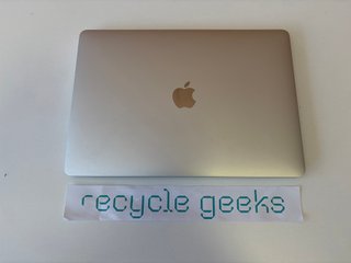 MacBook Pro A1989 i5 16GB RAM 256GB SSD