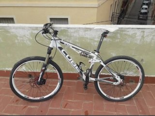 Bicicleta Cube XMS Doble Suspensión