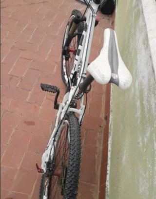 Bicicleta Cube XMS Doble Suspensión