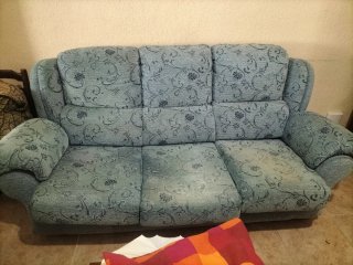 Armario de madera maciza