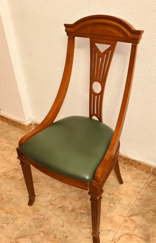 Sillas de comedor de madera y cuero