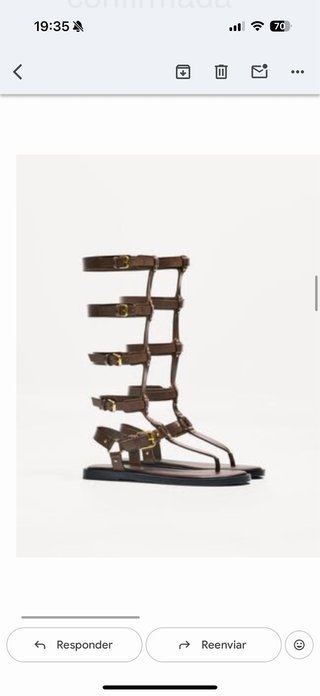 Sandalias romanas Bershka marrones talla 39