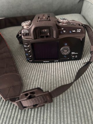 Sony Alpha A100 + Objetivo Sigma 18-200mm