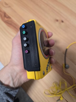 Walkman Sony Sports WM-15 Amarillo