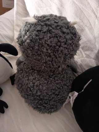 Lote 4 peluches pájaros grandes.
