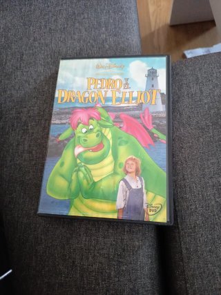 Pedro y el Dragón Elliot DVD Español