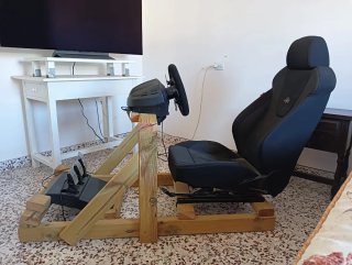 Supporto per cabina di simulazione per videogiochi di guida