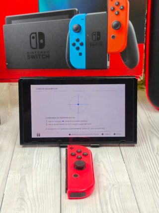 Console Nintendo Switch originale completa con scatola