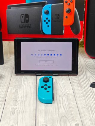 Console Nintendo Switch originale completa con scatola