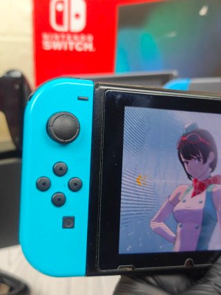 Console Nintendo Switch originale completa con scatola