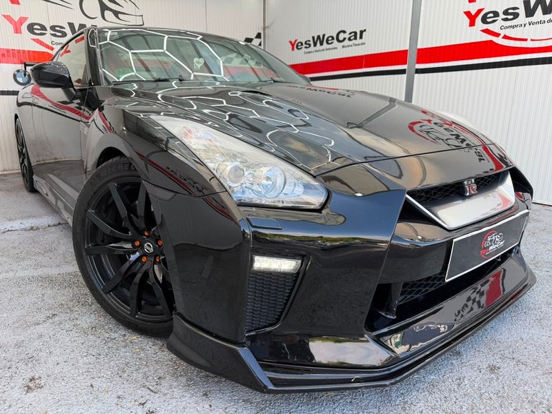Nissan GT-R 2014