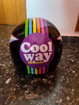 Casco Moto Negro con Estrellas de Colores