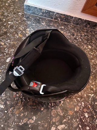 Casco Moto Negro con Estrellas de Colores