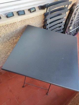Tavolo e sedie pieghevoli in ferro per terrazzo, balcone, giardino, appezzamento