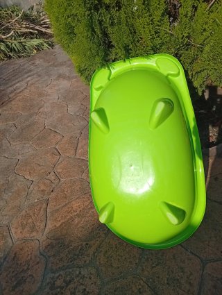 Bañera de bebé verde con patito