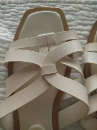 Sandalias Stradivarius Beige