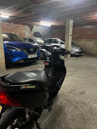 Yamaha Jog R Scooter Negra y Gris